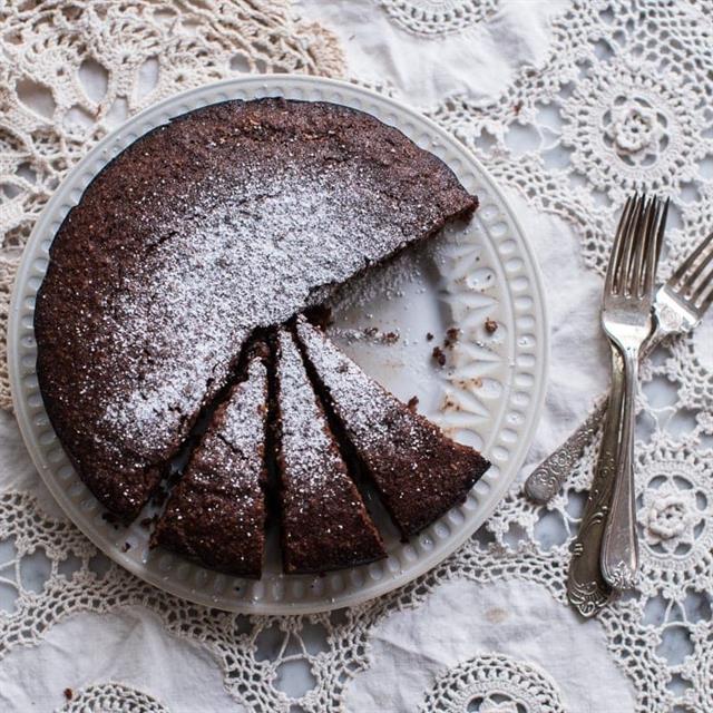 Torta morbidissima al cacao e nocciole